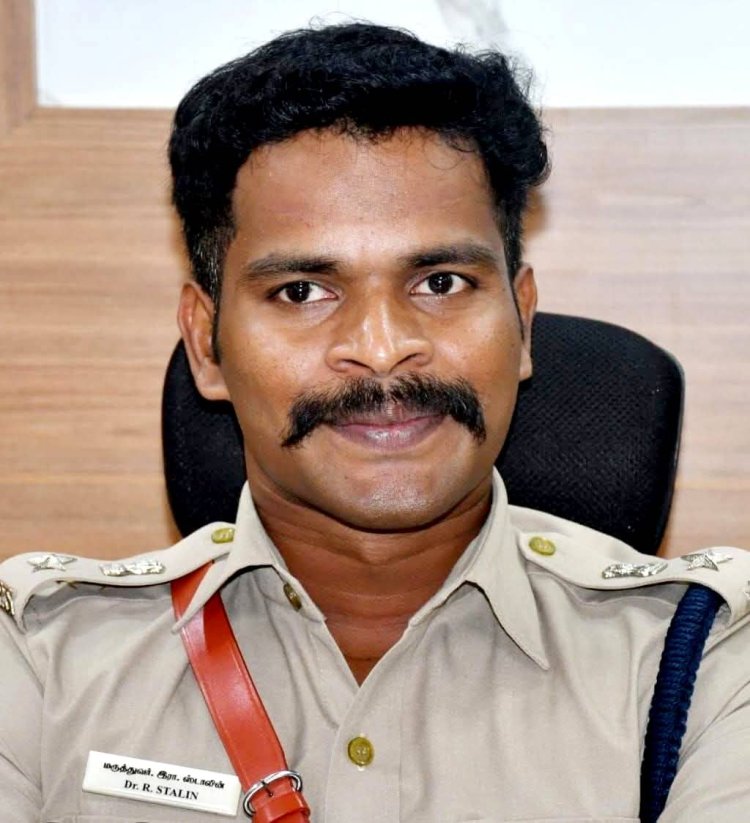 *குமரி. லஞ்சம் வாங்கிய ஆய்வாளர் கைது எதிரொலி.*- *அதிரடி நடவடிக்கையில் இறங்கிய எஸ் பி.*