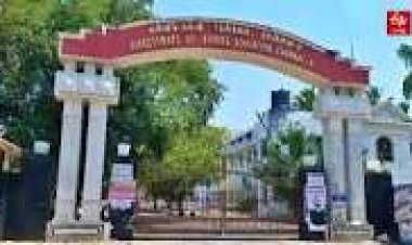 அரசு உதவி பெறும் பள்ளி மாணவிகளுக்கு ஆபாச வீடியோக்களை காட்டி பாலியல் தொந்தரவு செய்த ஆசிரியர் உள்ளிட்ட மூன்று பேர் மீது போக்சோவில் வழக்கு பதிவு