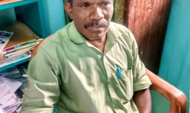 கலைஞர் கனவு இல்லம் திட்டத்திற்கு வீட்டு வரி ரசீது வழங்க 3000 ரூபாய் லஞ்சம் வாங்கிய தச்சம்பட்டி ஊராட்சி செயலாளர் ஆறுமுகம் லஞ்ச ஒழிப்புத்துறை போலீஸாரால் கையும் களவுமாக கைது