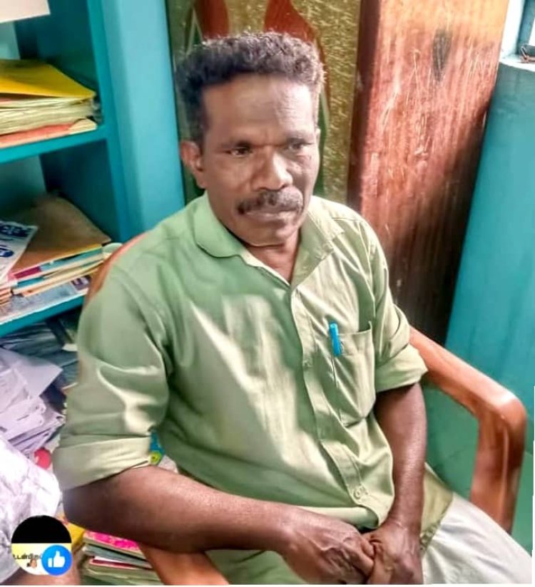 கலைஞர் கனவு இல்லம் திட்டத்திற்கு வீட்டு வரி ரசீது வழங்க 3000 ரூபாய் லஞ்சம் வாங்கிய தச்சம்பட்டி ஊராட்சி செயலாளர் ஆறுமுகம் லஞ்ச ஒழிப்புத்துறை போலீஸாரால் கையும் களவுமாக கைது