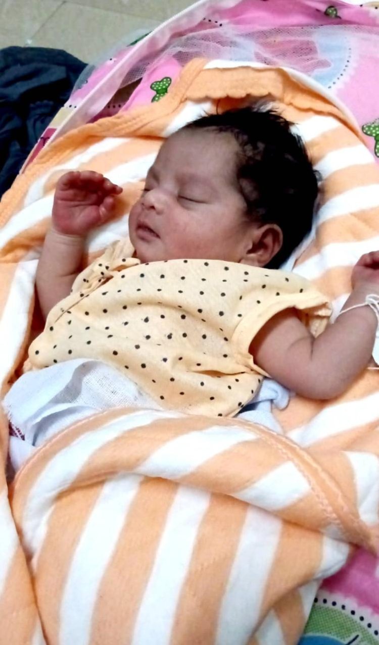 நாட்டை ஆளப்பிறந்த பெண் குழந்தை, செல்ல சிட்டுக்கு ஒரு தாய்மாமனாக வாழ்த்துக்கள்!!!  பிரிண்டிங் & மீடியா நிறுவனர் மற்றும் பத்திரிகையாளர் வீ.வீரராகவன், மாத இதழ் ஆசிரியர் கலியுக நாரதர்;