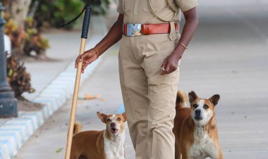 புதுவை கடற்கரை பாதுகாப்பு பெண் ஆய்வாளர் திருமதி.பூரணி!  கலியுக நாரதர் மாத இதழ் வெளியிட்டார் மற்றும் ஆசிரியர் வீ.வீரராகவன், தமிழகம் மற்றும் பாண்டிச்சேரி மாநிலங்களுக்கு செய்தியாளர்கள் மற்றும் புகைப்பட கலைஞர்கள் தேவை விண்ணப்பங்கள் வரவேற்கப்படுகின்றன, தொடர்புக்கு:9443401036