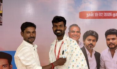 கலியுக நாரதர் மாதாந்திர இதழ் திருச்சி மண்டலம் செய்தியாளராக திரு மா. சரவணன் அவர்களை நியமனம் செய்து வாழ்த்திய கலியுக நாரதர் மாதாந்திர இதழ் வெளியீட்டாளர் மற்றும் ஆசிரியர் வி.வீரராகவன்